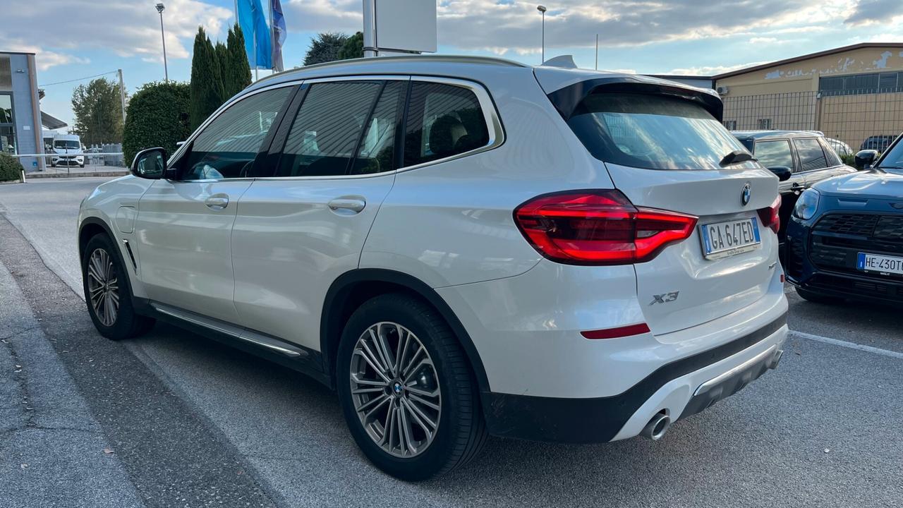 Bmw X3 xDrive30e Luxury