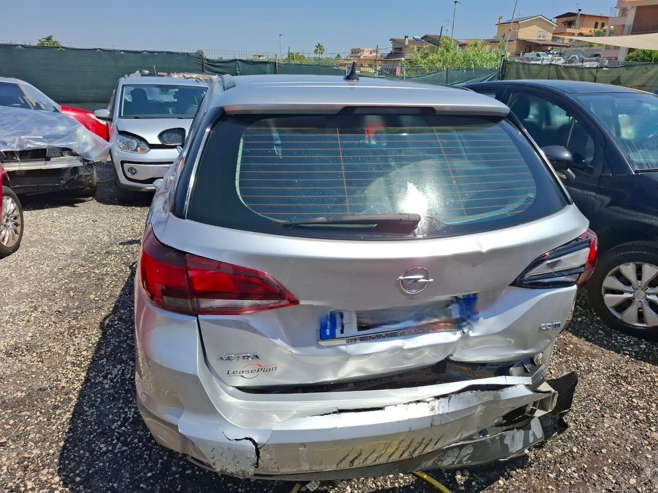 OPEL ASTRA 1.6 CDTI SPORTS SINISTRATA MARCIANTE