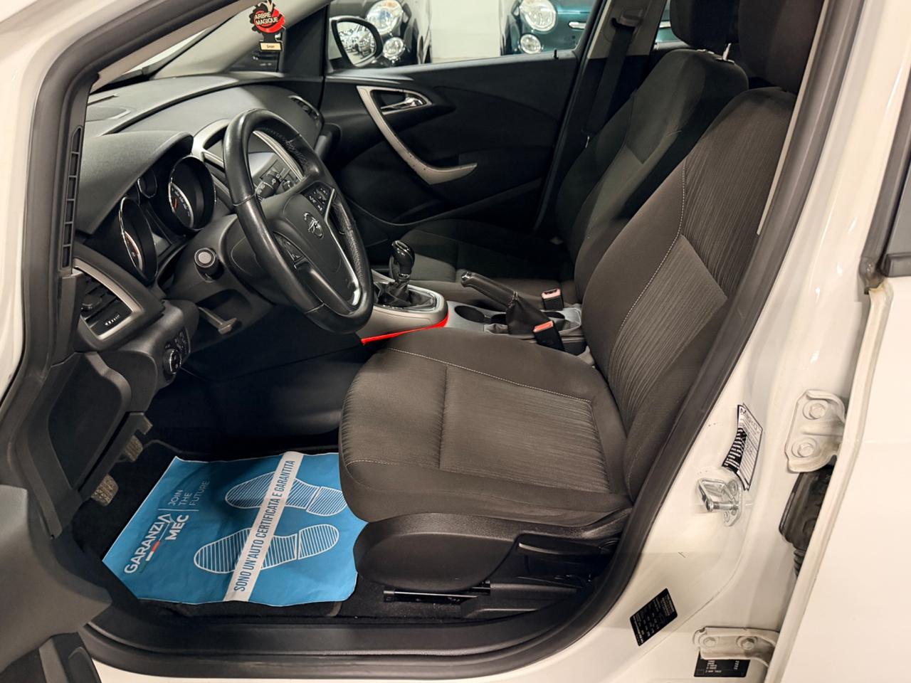 Opel Astra 1.4 100CV 5 porte Elective