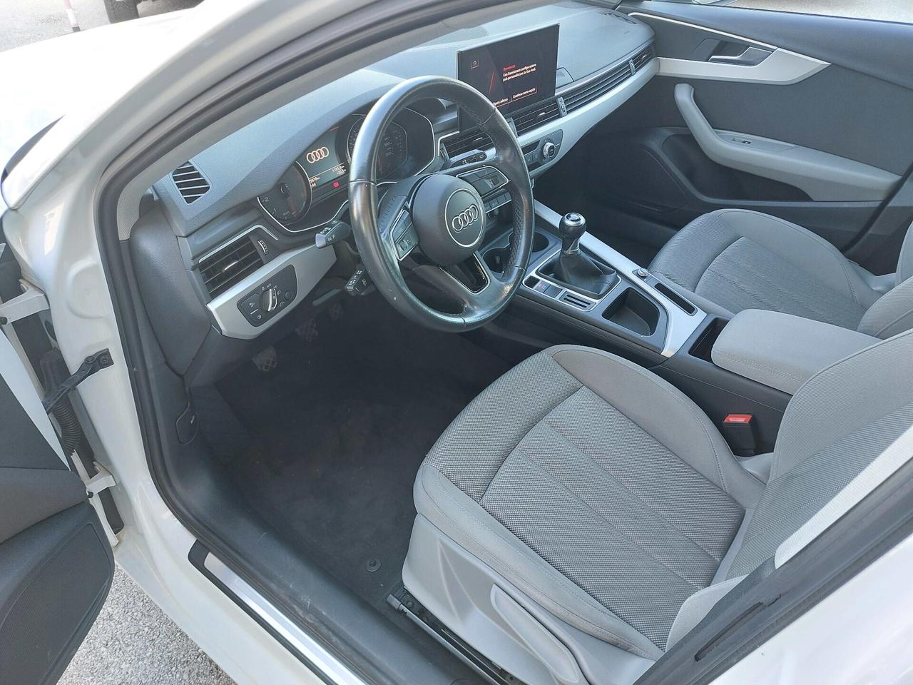 Audi A4 Avant 35 TFSI S tronic ( Manuale 6M.) Garanzia 24 mesi
