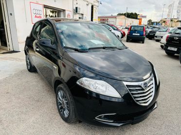 Lancia Ypsilon 1.2 69 CV 5 porte S&S Gold