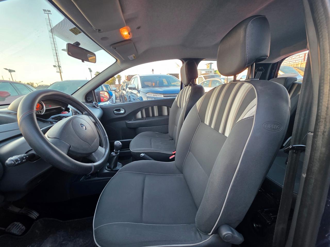 Renault Twingo 1.2 16V Night&Day