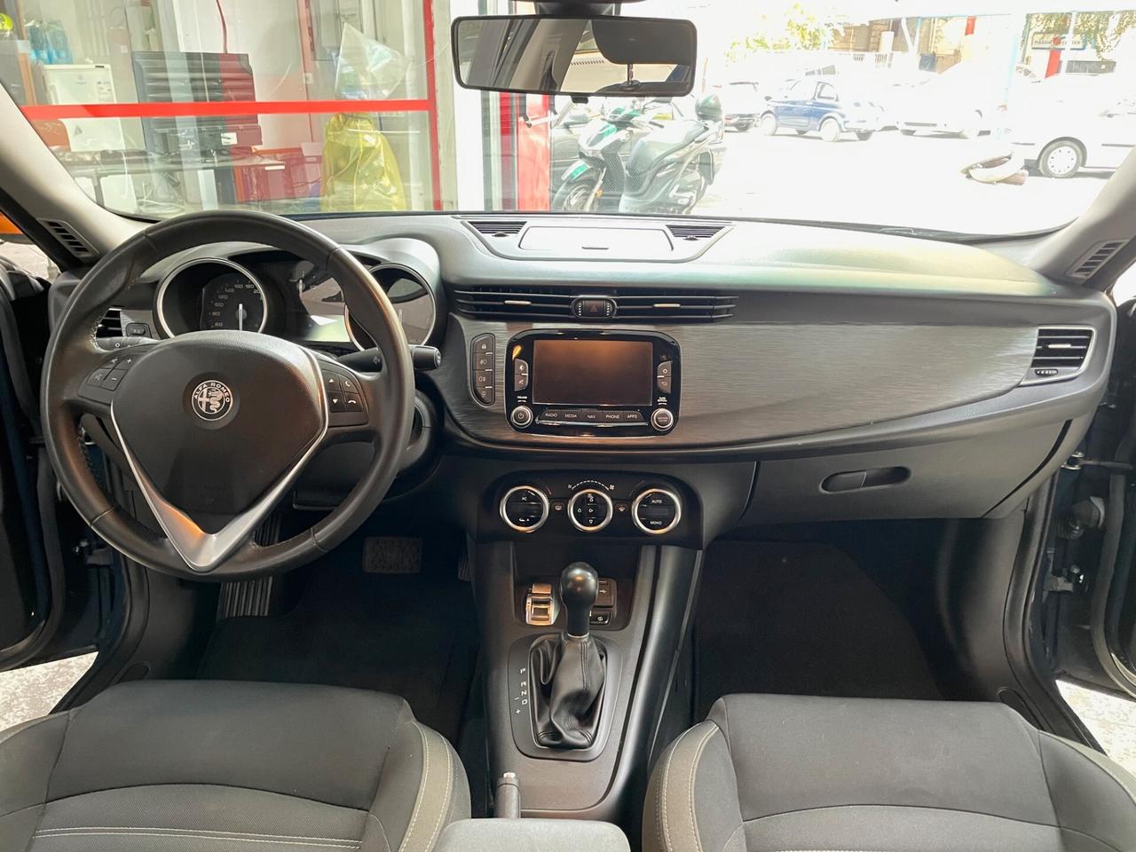 Alfa Romeo Giulietta 1.6 JTDm AUTOMATICA!!!
