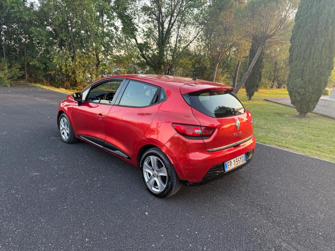 Renault Clio 1.2 75CV 5 porte Wave