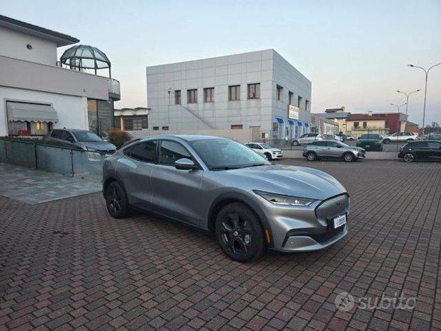 FORD Mustang Mach-E Standard Range 269 CV