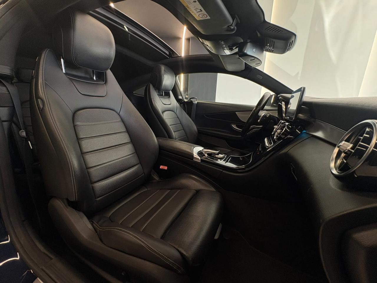 MERCEDES C 220D 4Matic Coupé AMG Premium TETTO