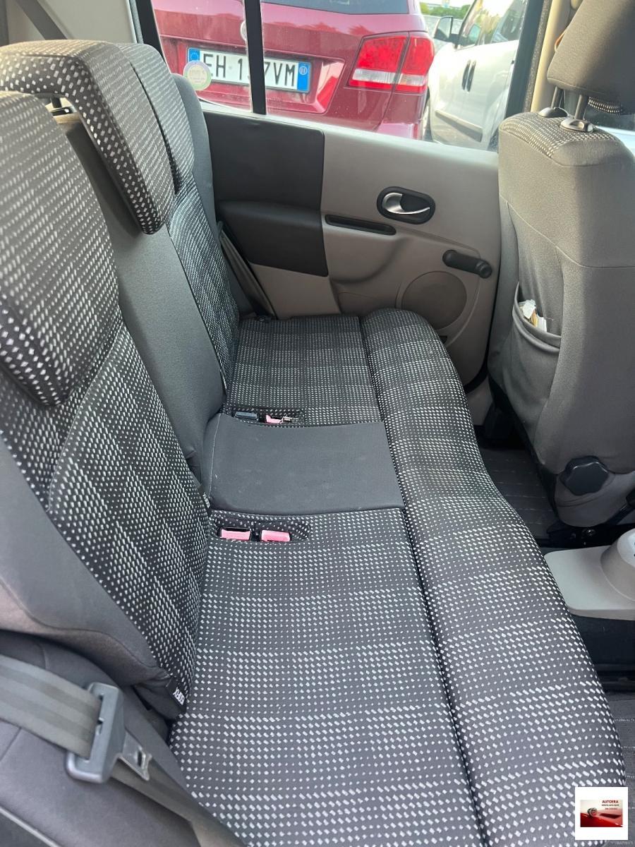 RENAULT - Modus - 1.2 16V Luxe Privilège