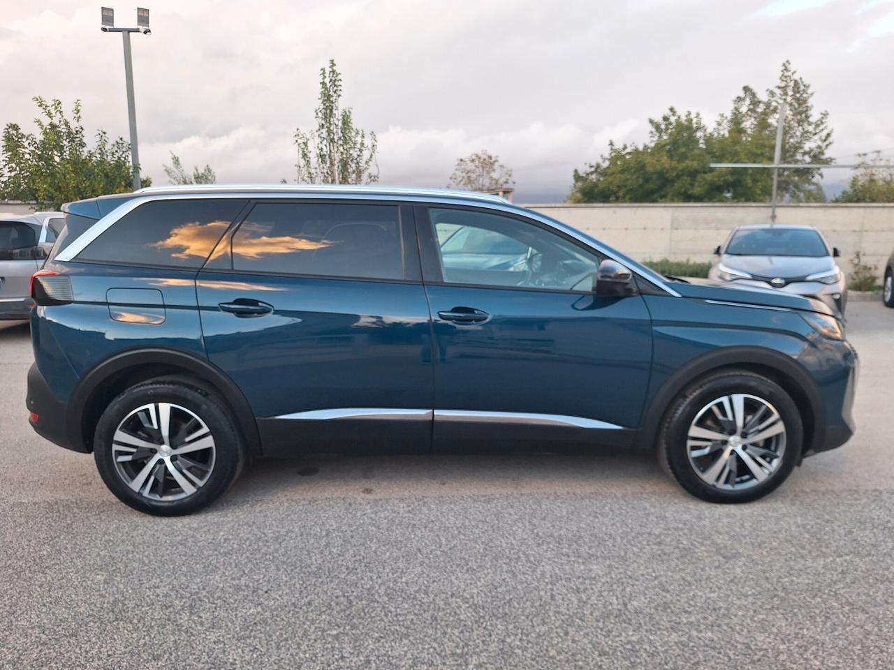 Peugeot 5008 BlueHDi 130 S&S EAT8 Allure Pack Nav+Retrocam