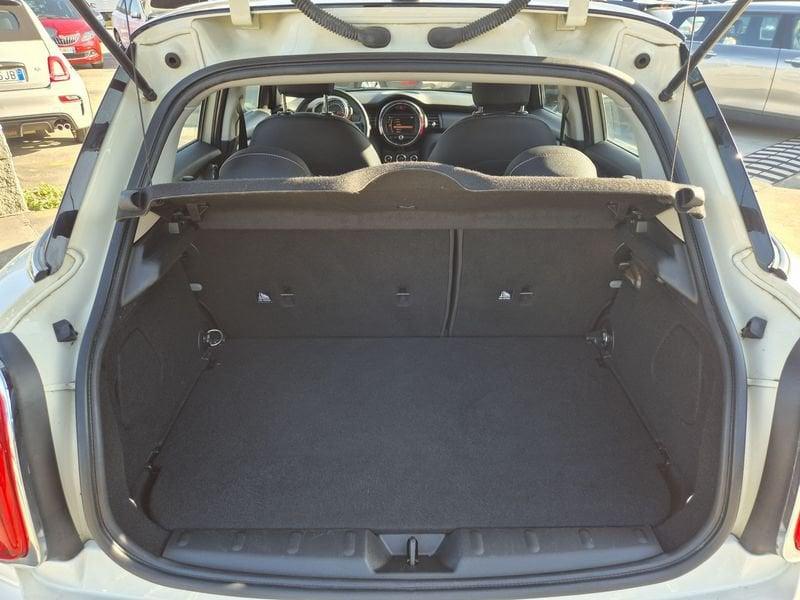 MINI Mini 5 porte Mini 5p 1.5 Cooper D Boost