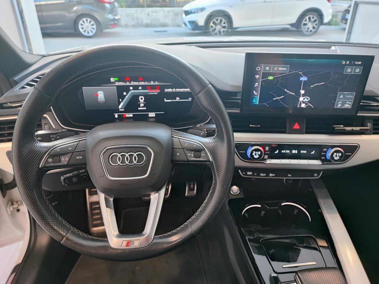 Audi A4 35 TDI S tronic line edition