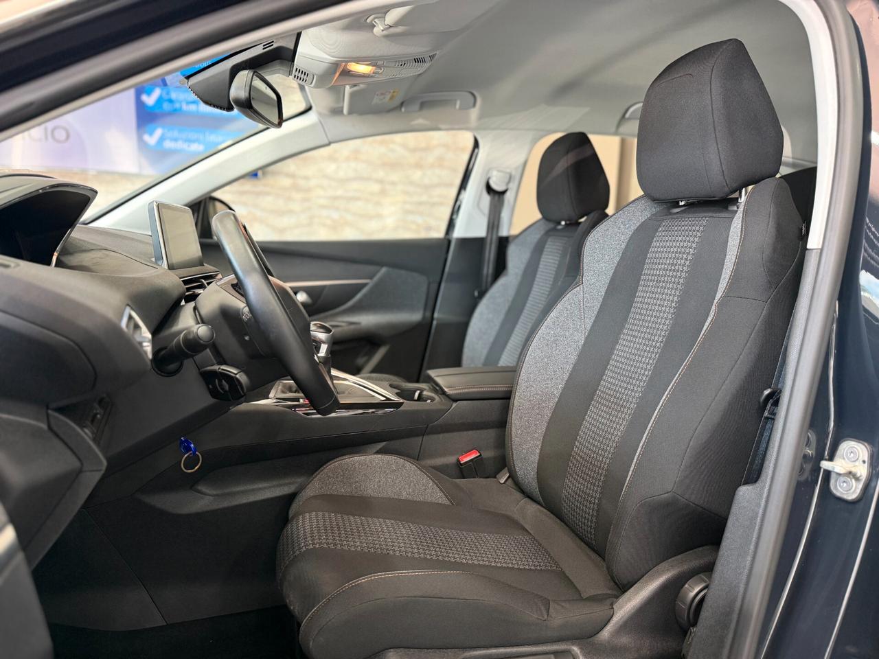 Peugeot 3008 PureTech Turbo 130 S&S Active Sport