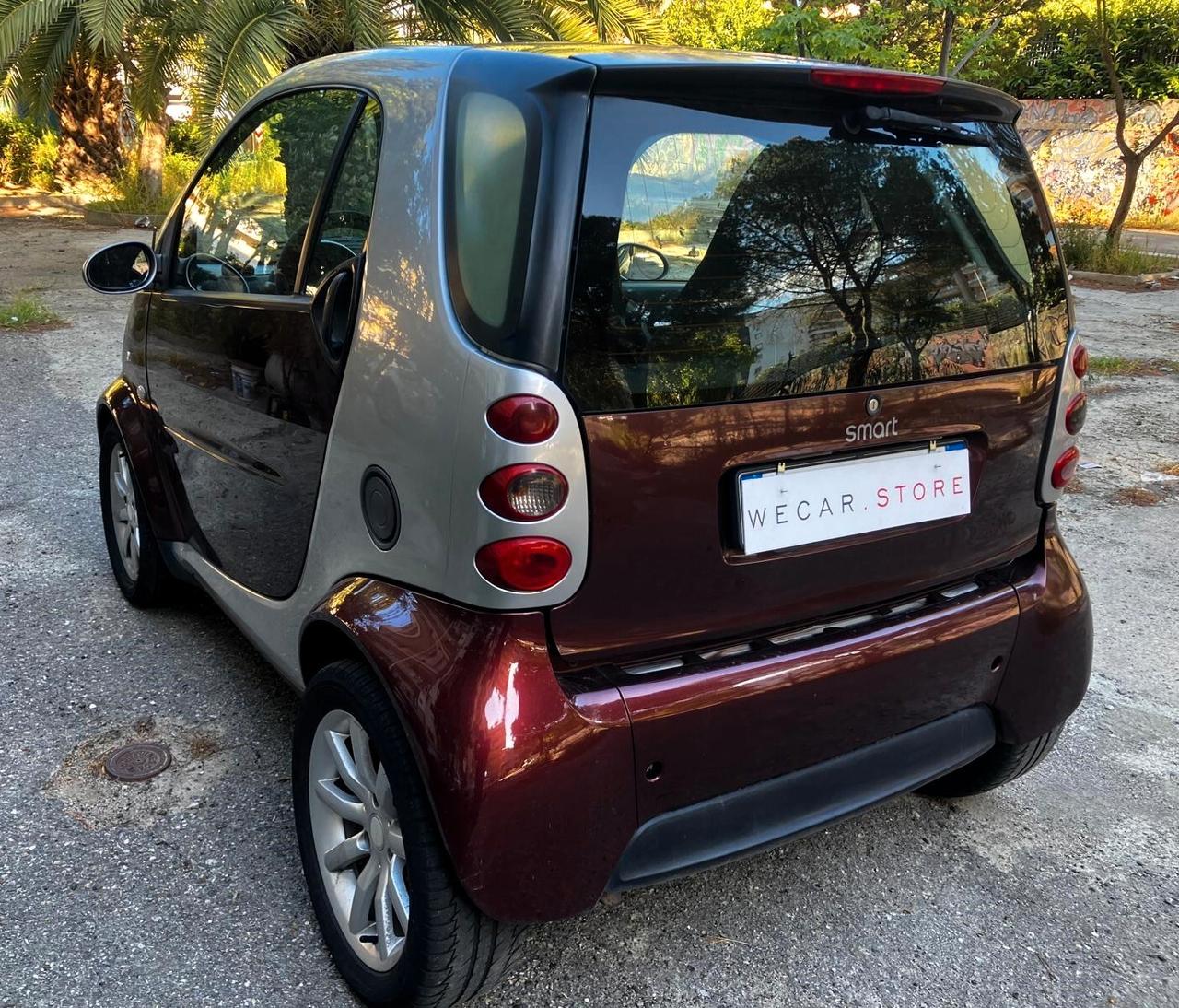 Smart ForTwo 60 1.0 Black Passion