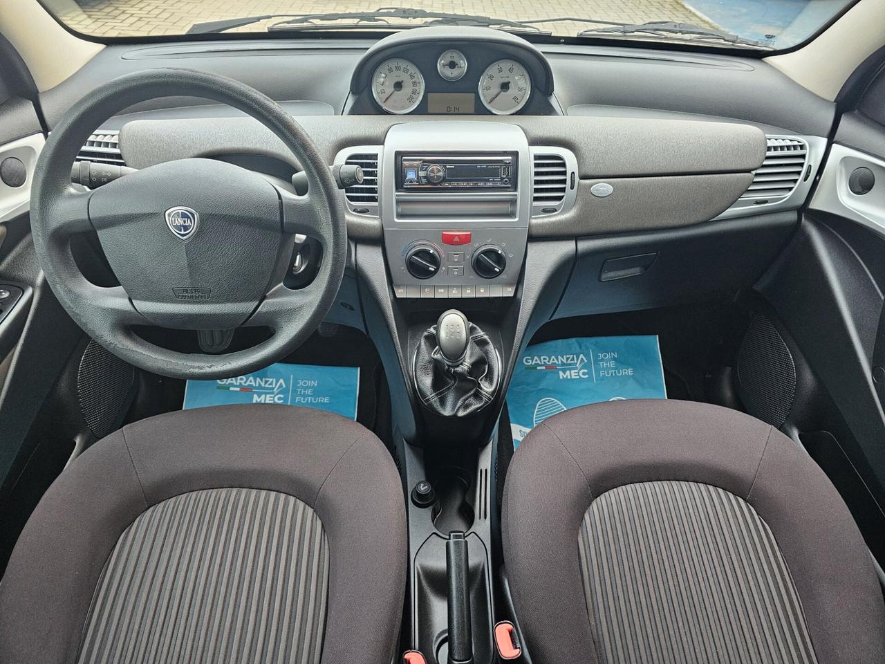 Lancia Ypsilon 1.2 69 CV Oro