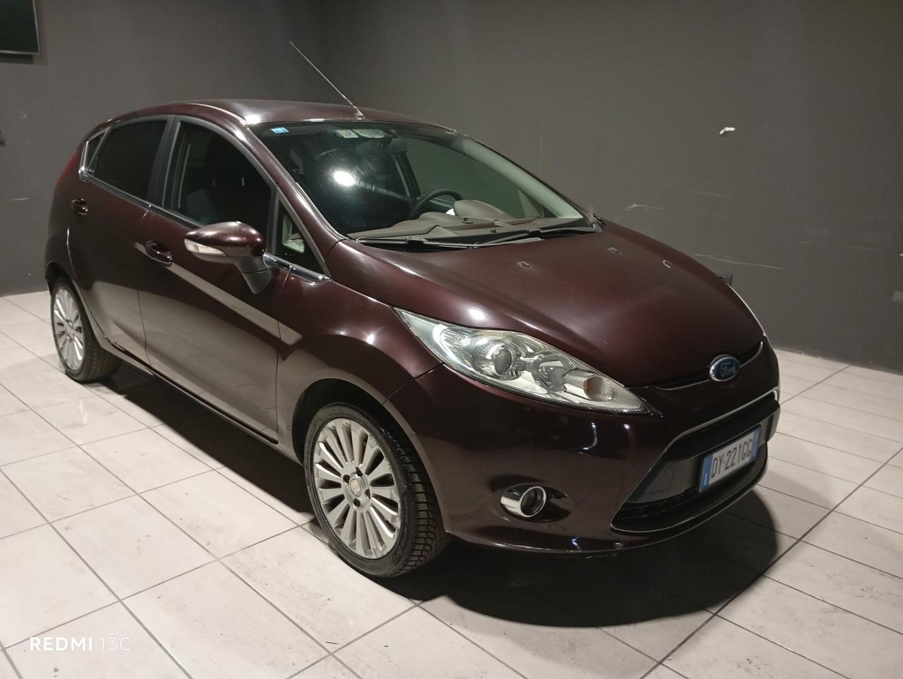 FORD FIESTA DEL 2010 1400 BENZINA GPL VALIDO FINO AL 2030