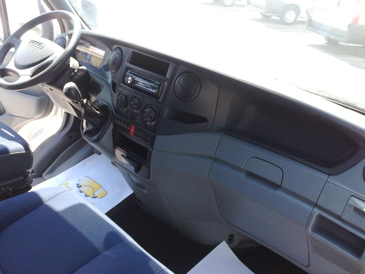 Iveco Daily 35c15 3000cc Centinato - 2009