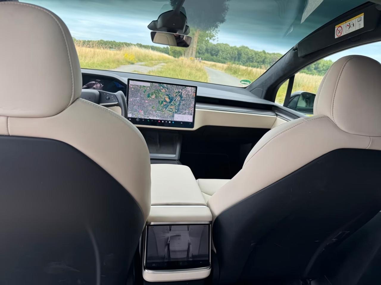 Tesla Model X Plaid 1020CV