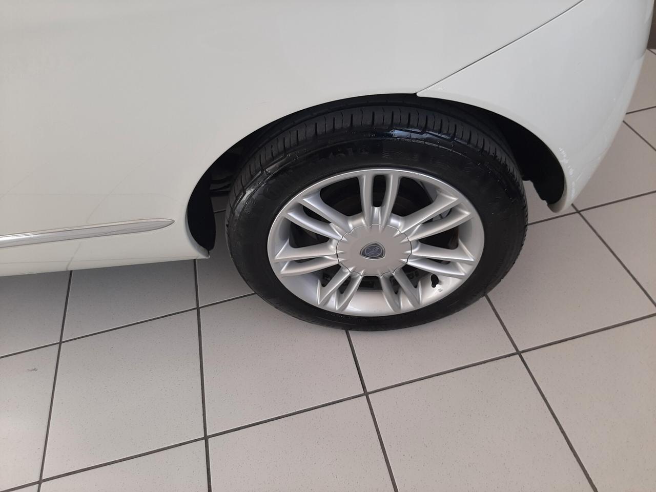 Lancia Ypsilon 1.2 69 CV Diva