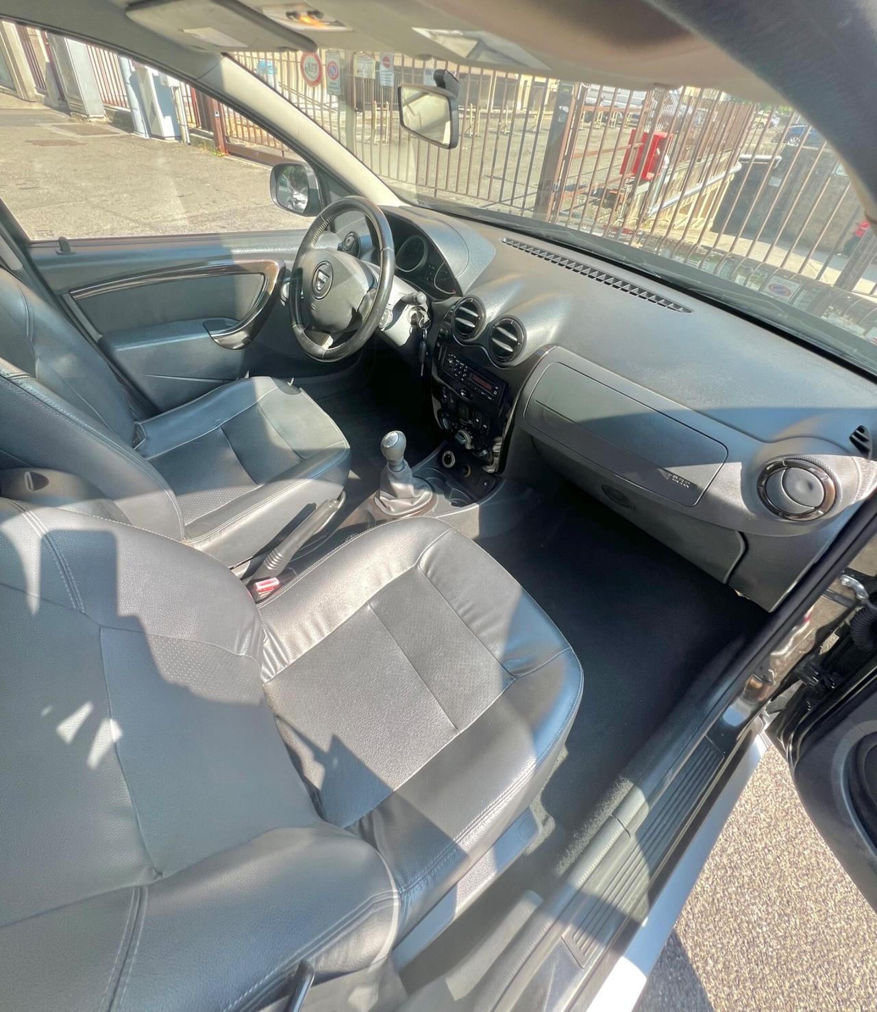 Dacia Duster 1.6 110CV 4x4 interni in pelle full