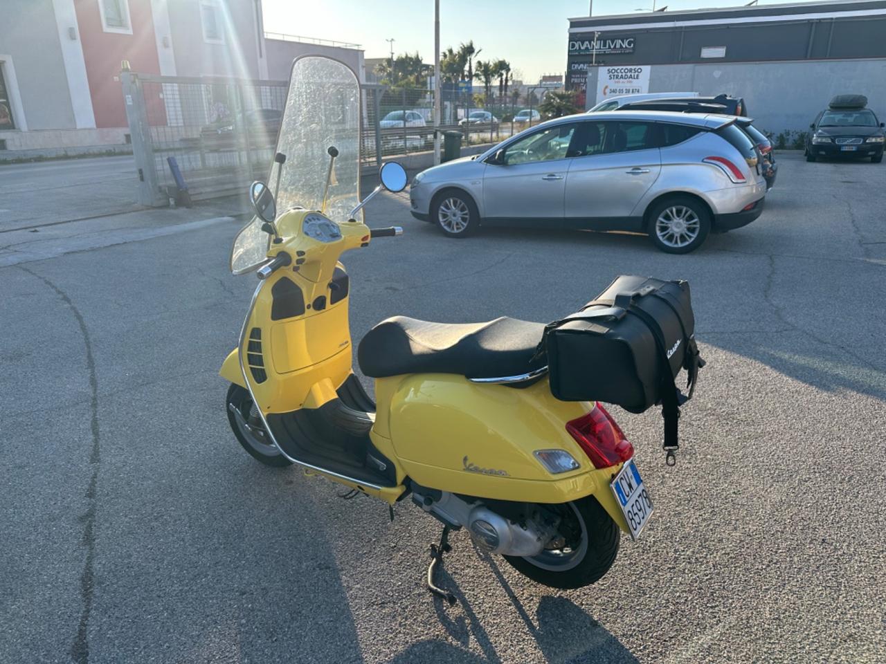 Piaggio Vespa 250 GTS