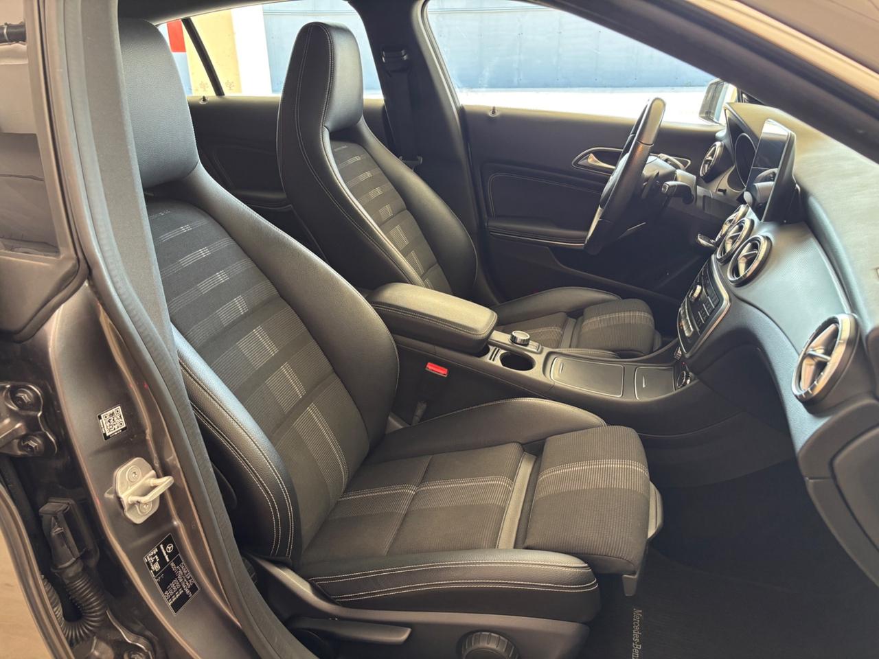 Mercedes-benz CLA 2.0 Diesel EURO 6 (con soli 90000km)