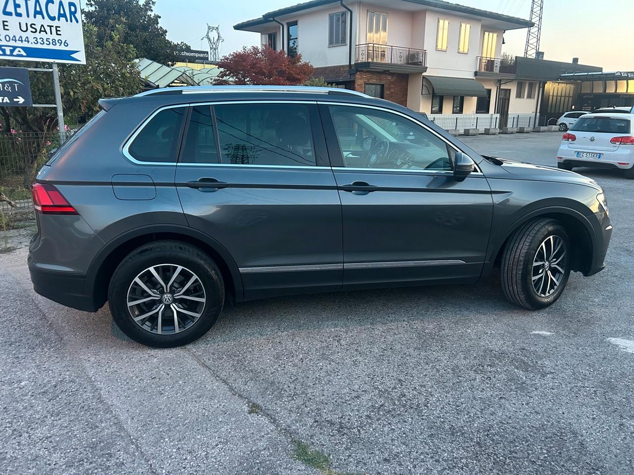 Volkswagen Tiguan 2.0 TDI SCR DSG Business Sport BlueMotion Technology