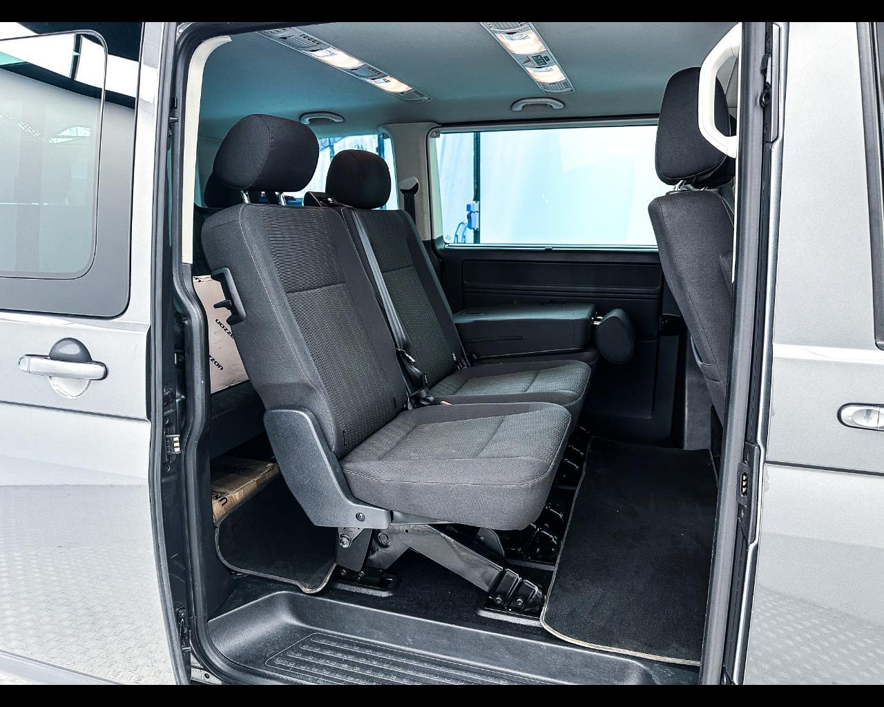VOLKSWAGEN Caravelle 6ª 15-24 - Caravelle 2.0 TDI 150CV DSG 4 Motion PC