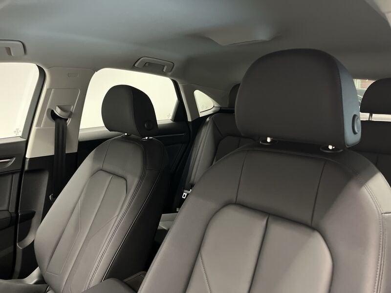 Audi Q3 Audi Sportback Business Plus 45 TFSI e 180(245) kW(CV) S tronic