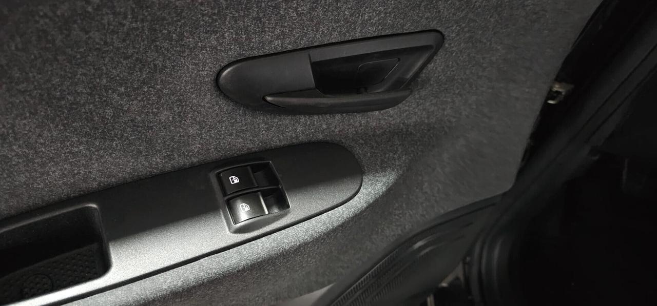 NUOVA LANCIA YPSILON GOLD MY24 1.0 HYBRID 71CV BENZ/ELETTRICA