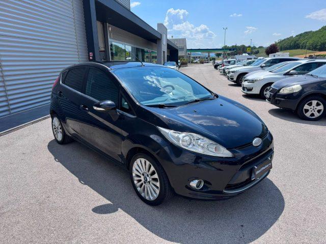 FORD Fiesta 1.6 TDCi 95 CV 5p. Titanium OK NEOPATENTATI