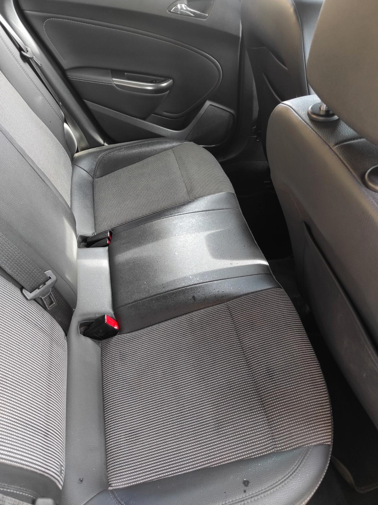 Opel Astra 2012 1.7 CDTI 110CV 5 porte Cosmo