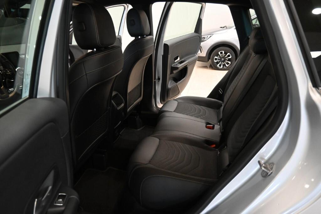 Mercedes-benz B 180 180D 115CV AUTOM. BUSINESS EXTRA ( MIRROR - PDC NAVI CRUISE FARI LED TERLECAMERA POST. )