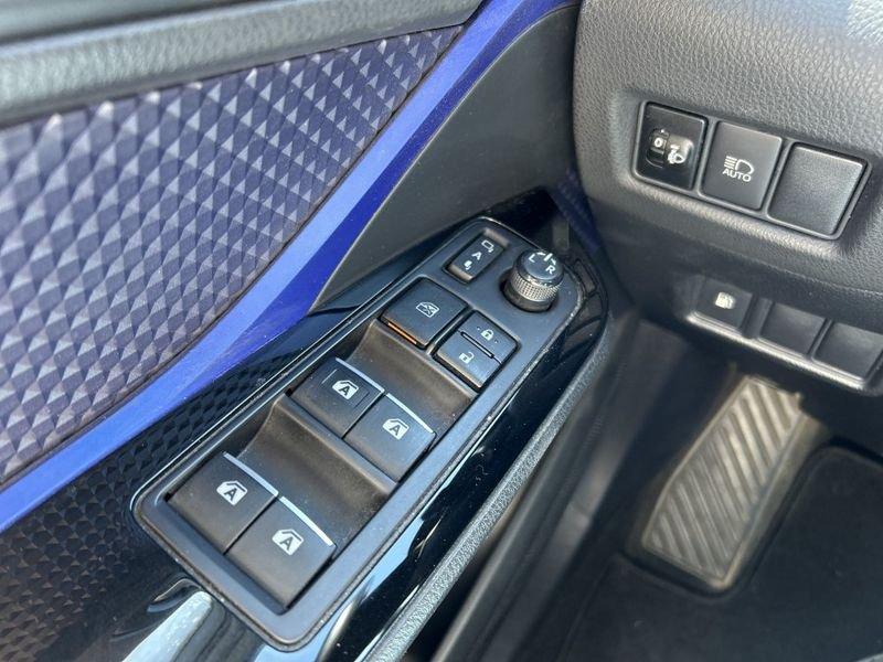Toyota C-HR 1.8 Hybrid E-CVT Style 1 PROPRIETARIO * GARANZIA EUROPEA INCLUSA