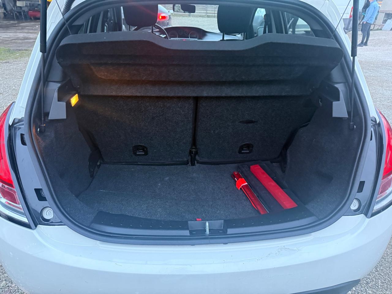 Lancia Ypsilon 1.2 69 CV 5 porte S&S Platinum