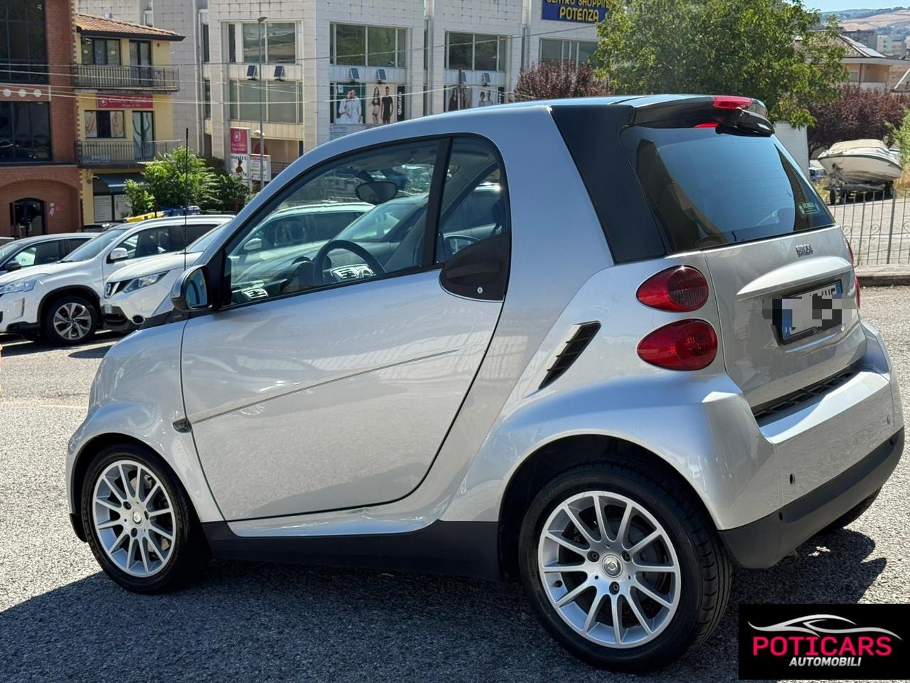 Smart ForTwo 800 33 kW coupé pure cdi