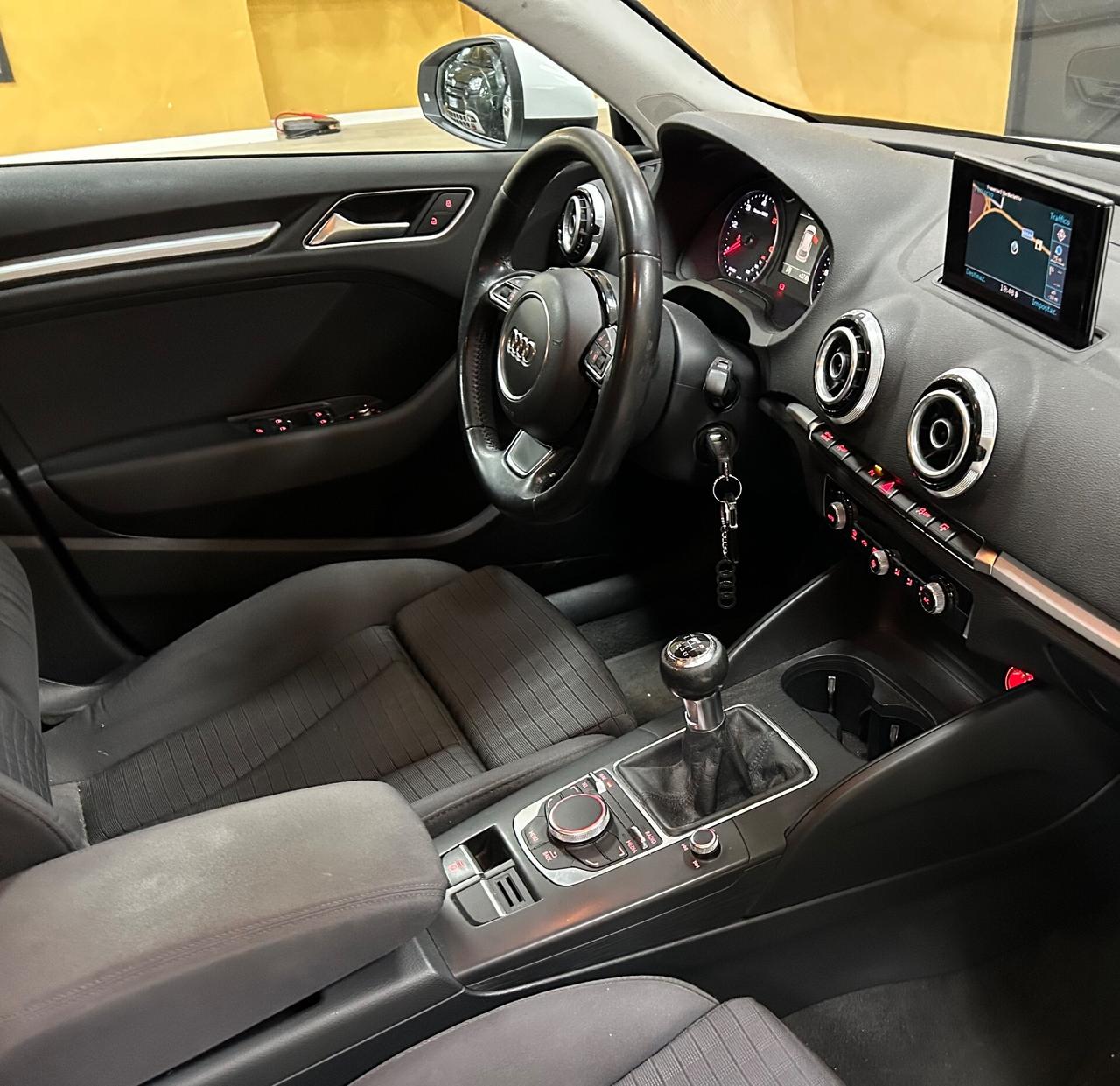 AUDI A3 1.6 Tdi 110 cv “NAVI/LED/VETRI OSC”-2016