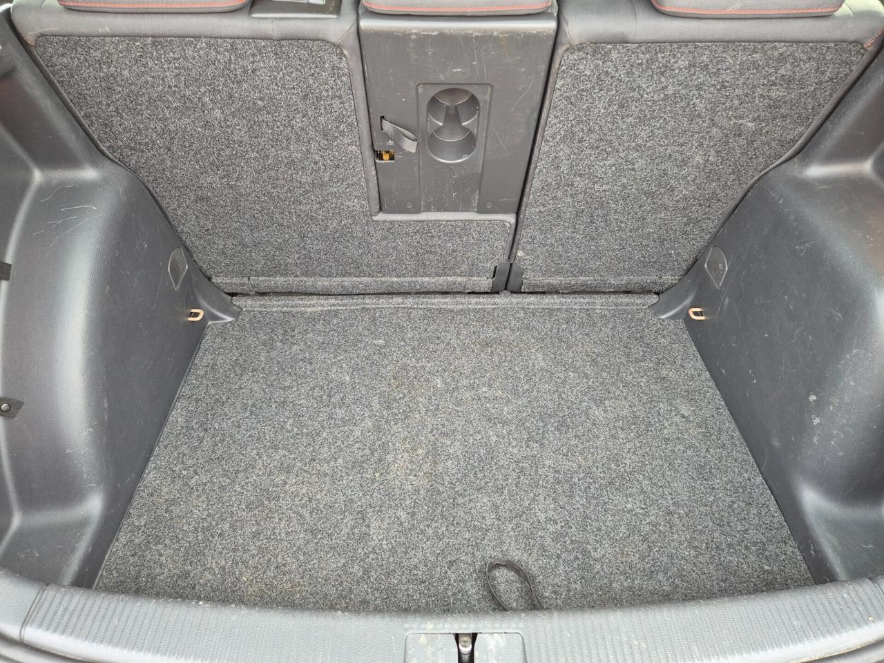 Volkswagen Golf Plus 1.6 16V FSI 5p. Sport. Ltd. E