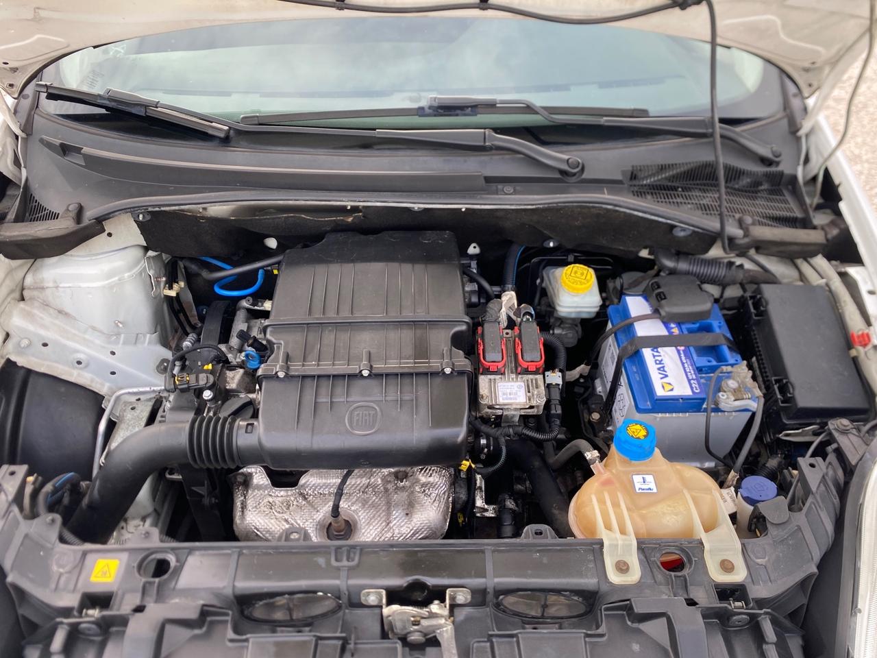 Fiat Grande Punto 1.2 5 porte Dynamic NEOPATENTATI UNICO PROPIETARIO