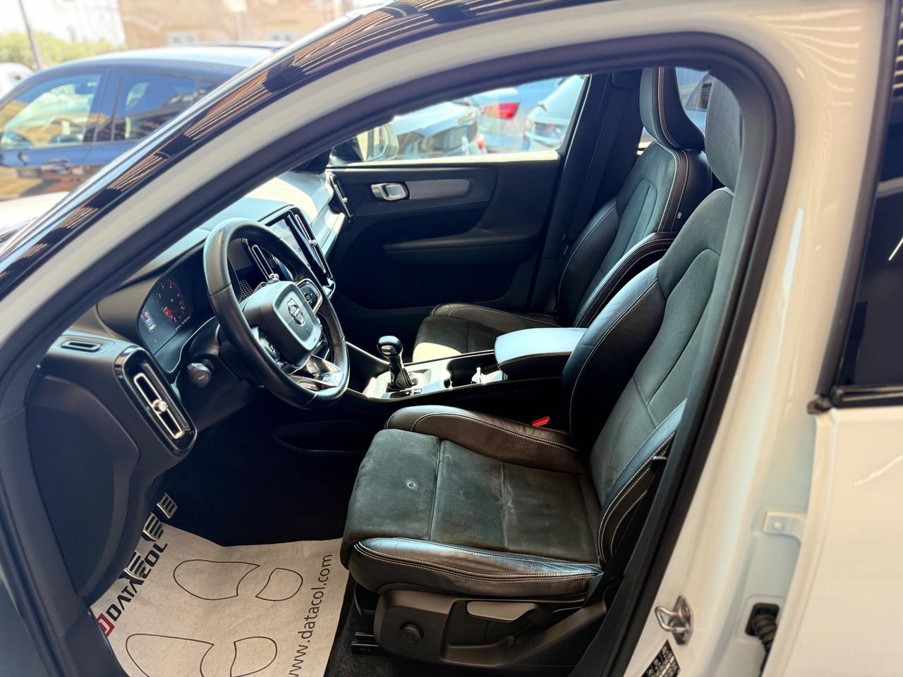 Volvo XC40 D3 R-design