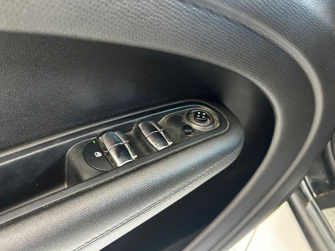Mini Countryman 1.6D X NEOPATENTATI 2014