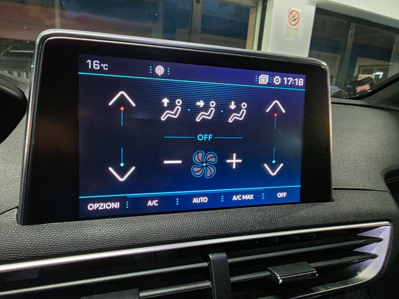 Peugeot 3008 1.5hdi GT Line 2018 88000km Finanziabile