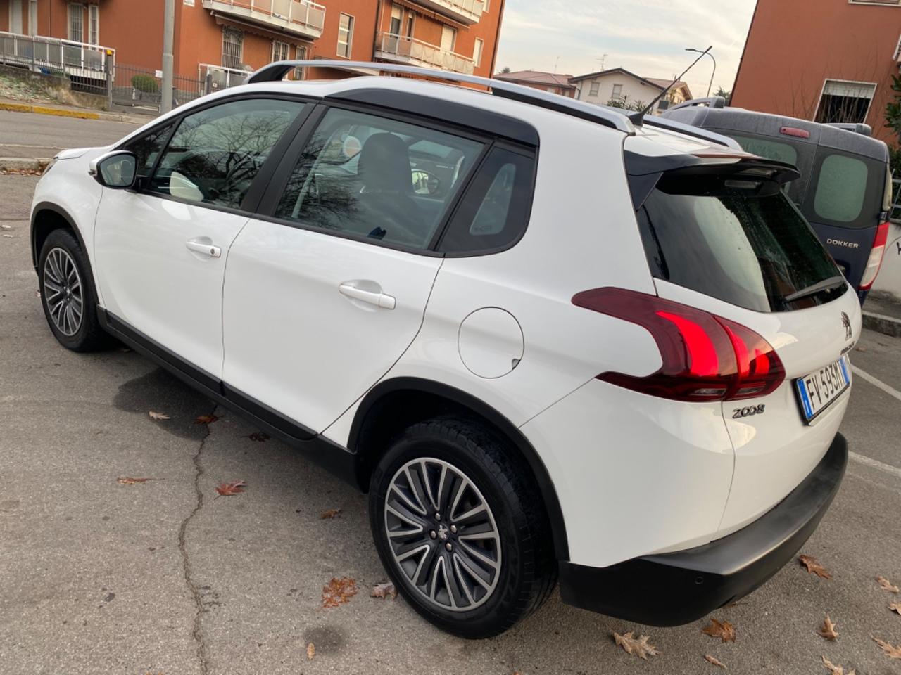 Peugeot 2008 PureTech 82 Allure