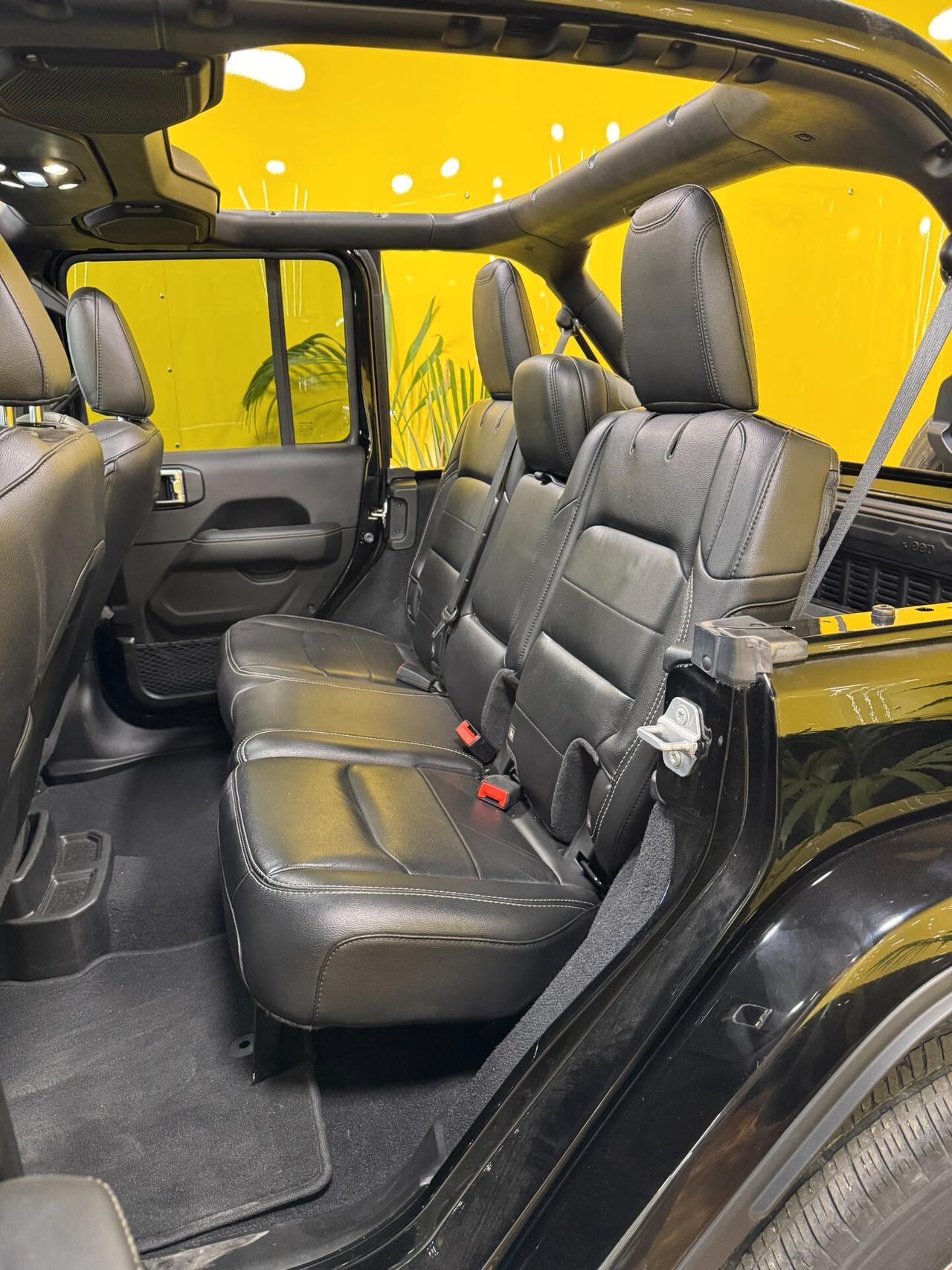 Jeep Wrangler Unlimited 2.2 Mjt II Night Eagle