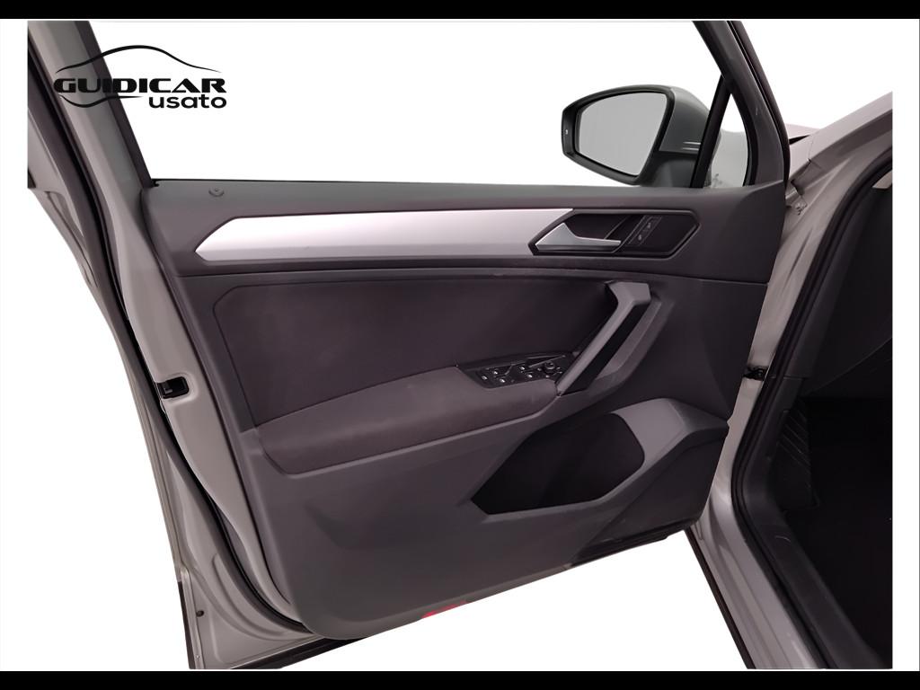 VOLKSWAGEN Tiguan II 2016 - Tiguan 2.0 tdi Business 150cv dsg
