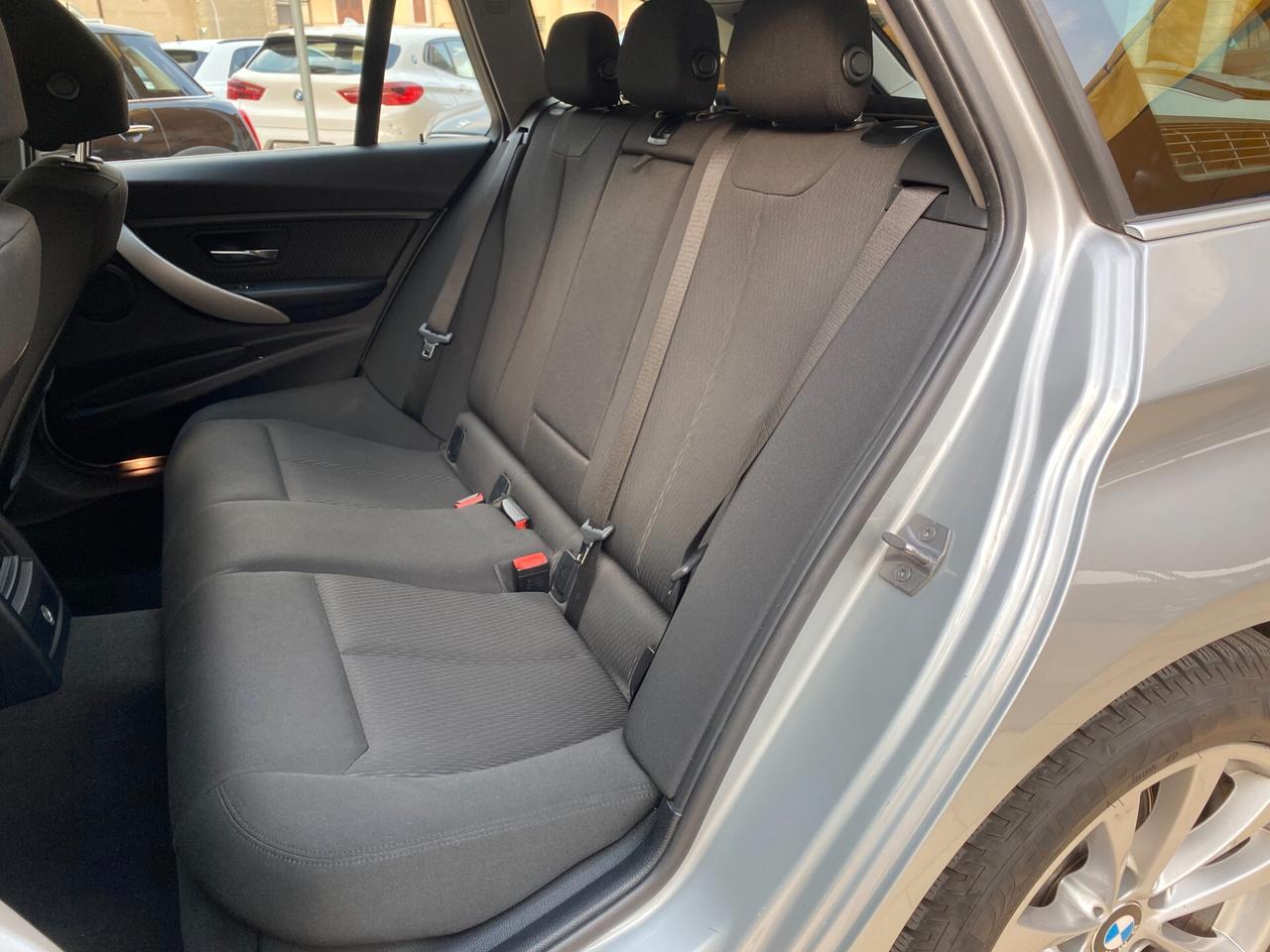 Bmw 318d Touring Luxury - CAMBIO AUTOMATICO