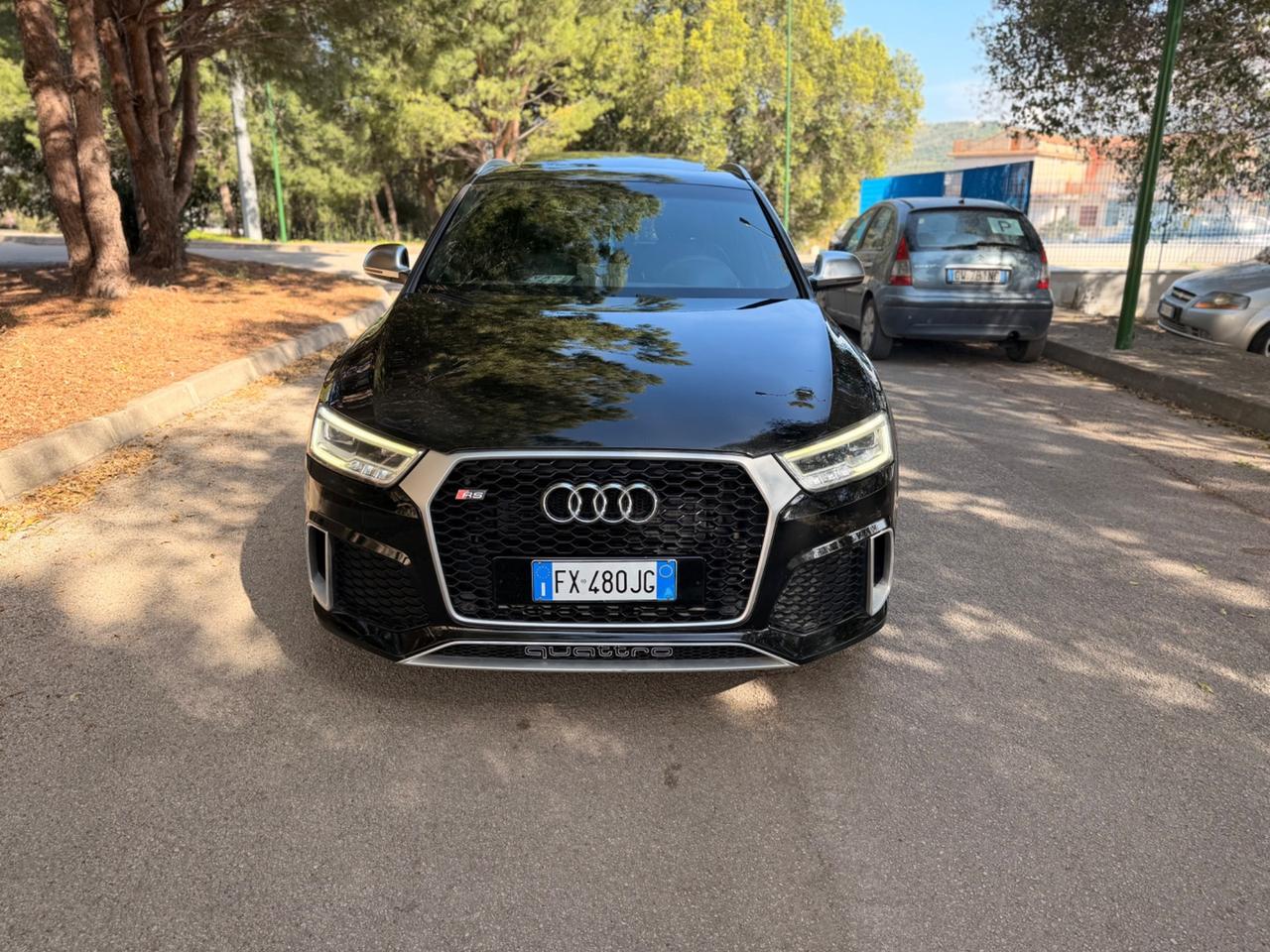 Audi Q3 RS 2.5 TFSI quattro S tronic performance