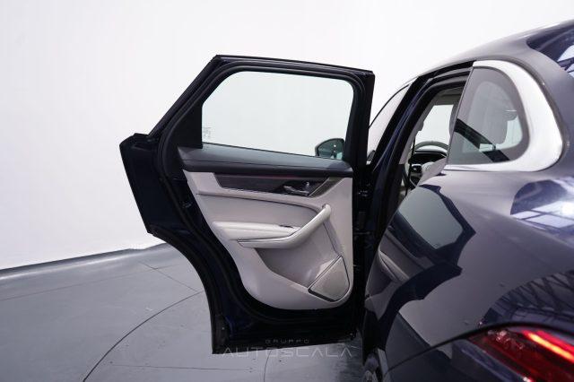 JAGUAR F-Pace 2.0 D 163cv AWD Aut. SE