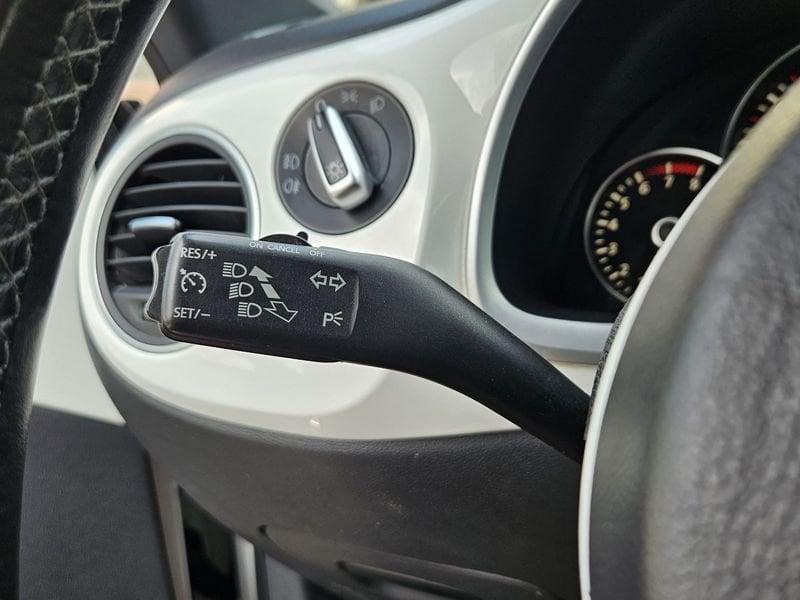 Volkswagen Maggiolino Maggiolino 2.0 tsi Sport dsg