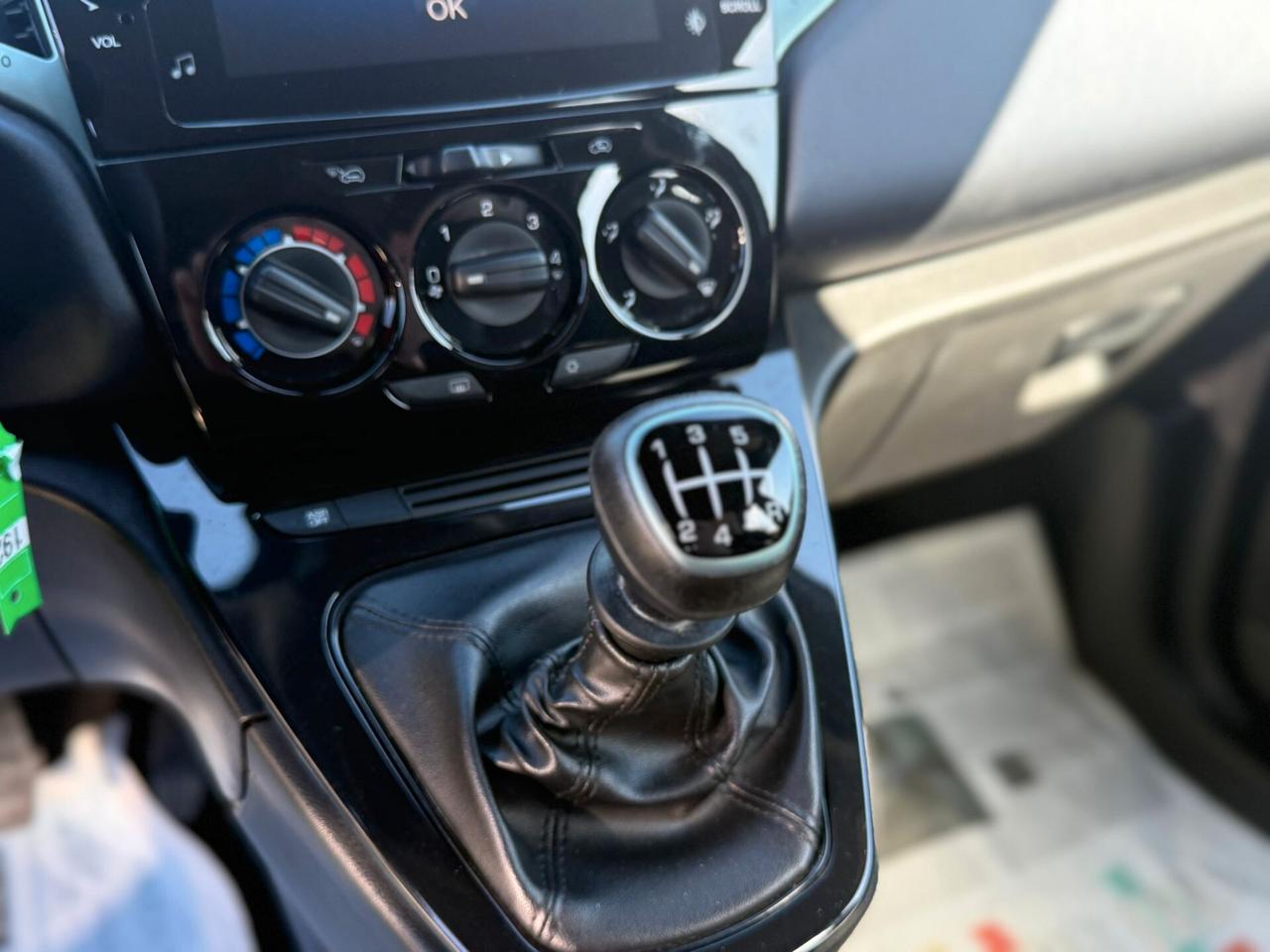 Lancia Ypsilon 2023 Full Optional