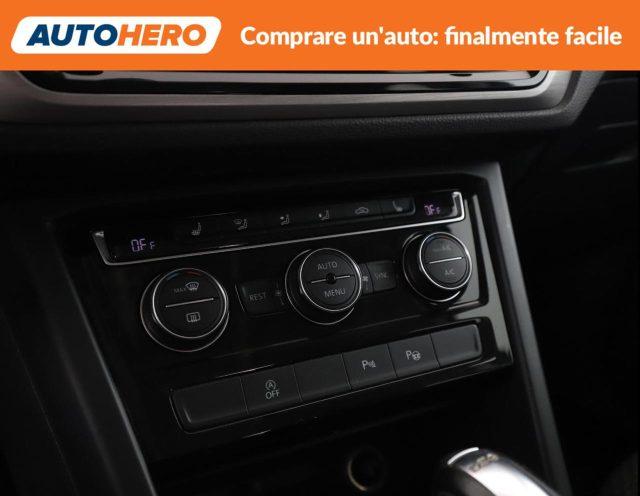 VOLKSWAGEN Touran 2.0 TDI 150 CV SCR DSG Comfortline BlueMotion Tech