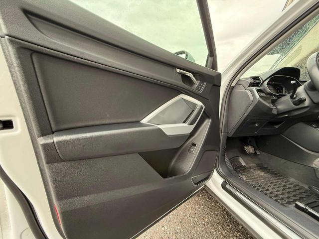 AUDI Q3 35 TFSI S line edition